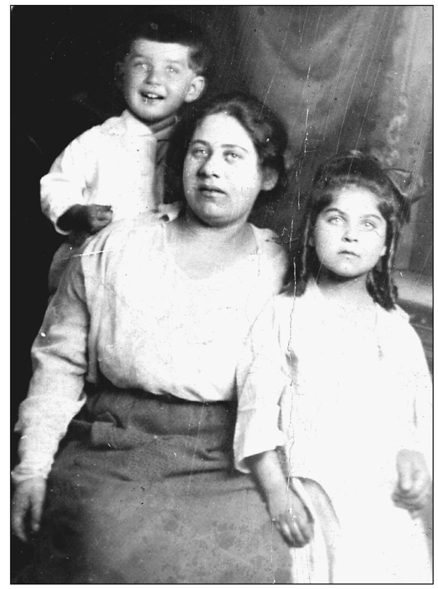 Leona Magilavy and her younger brother Jack pose in front of their Clark - photo 6