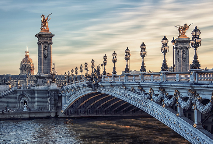 Pont Alexandre III iStock Passage Verdeau iStock When to visit Spring is the - photo 3