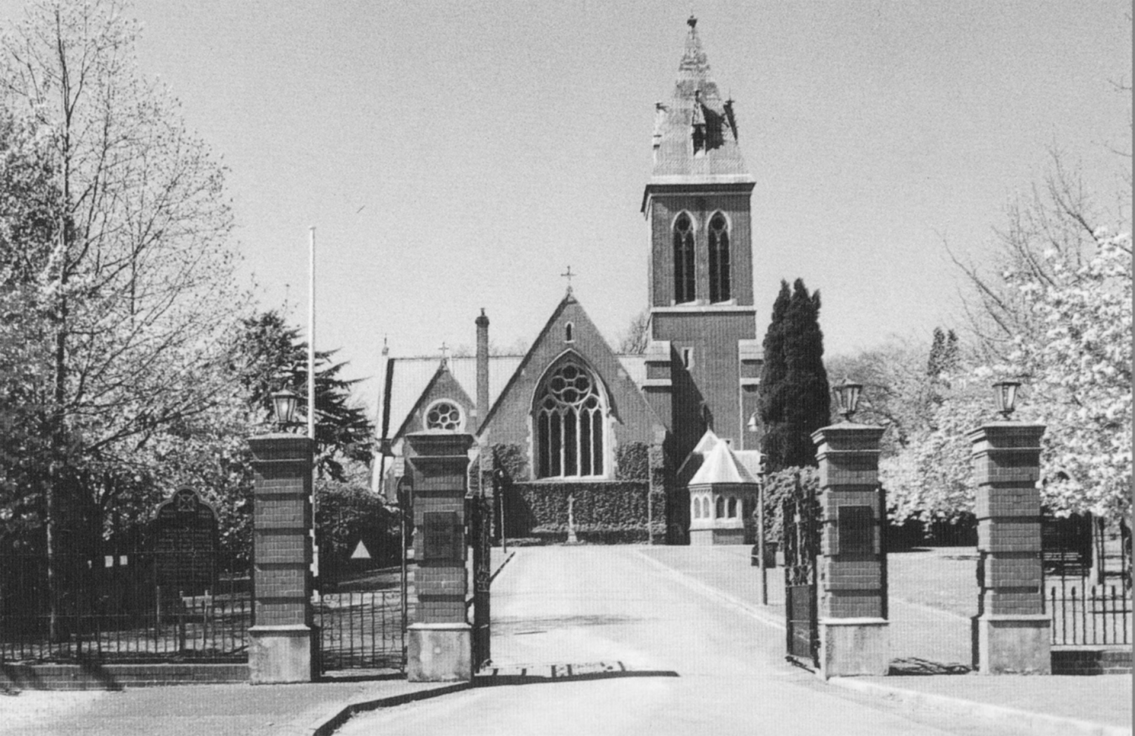 Aldershot Garrison Church Lady Dorothy Haig General Haigs wife known - photo 13