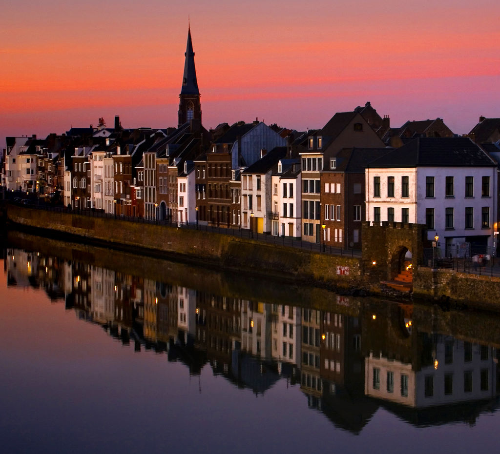 Maastricht Franciscus Romanusweg on the river Maas photo Jacqueline Lemmens - photo 16