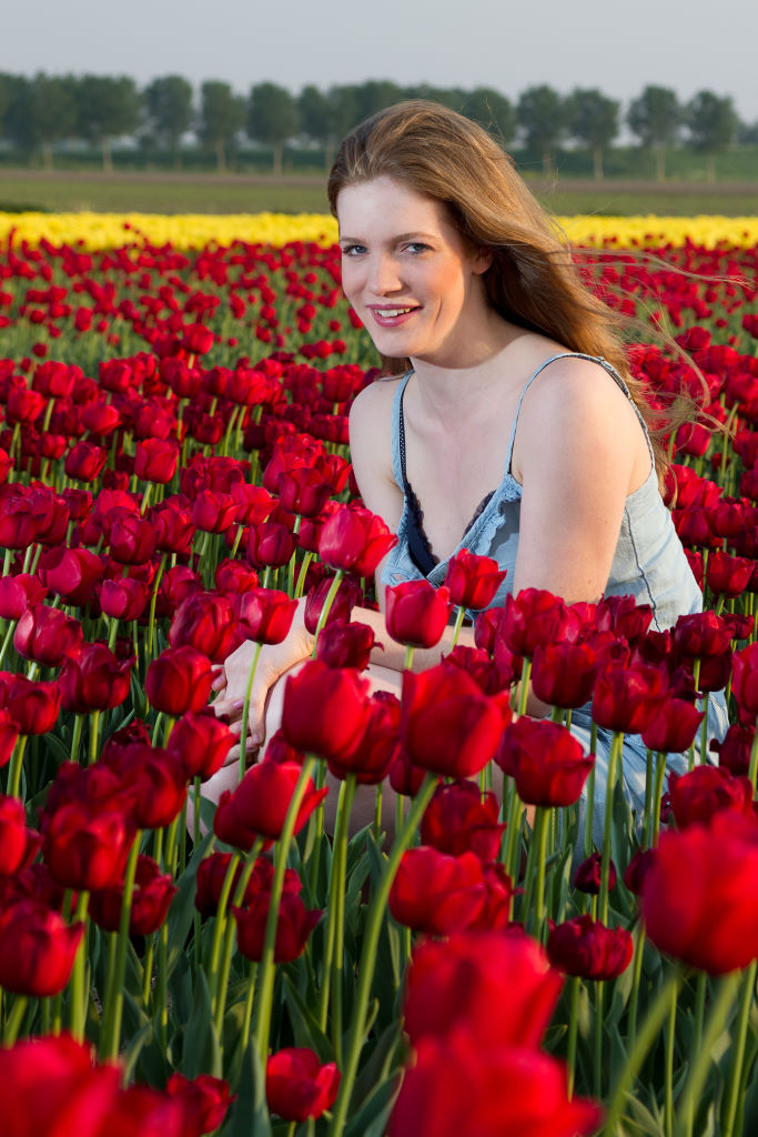 Alinda Beauty combined with beauty in a tulip field near Sassenheim photo - photo 20