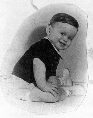 Tanenbaum as a toddler in the early 1940s He was born and raised in Brooklyn - photo 2