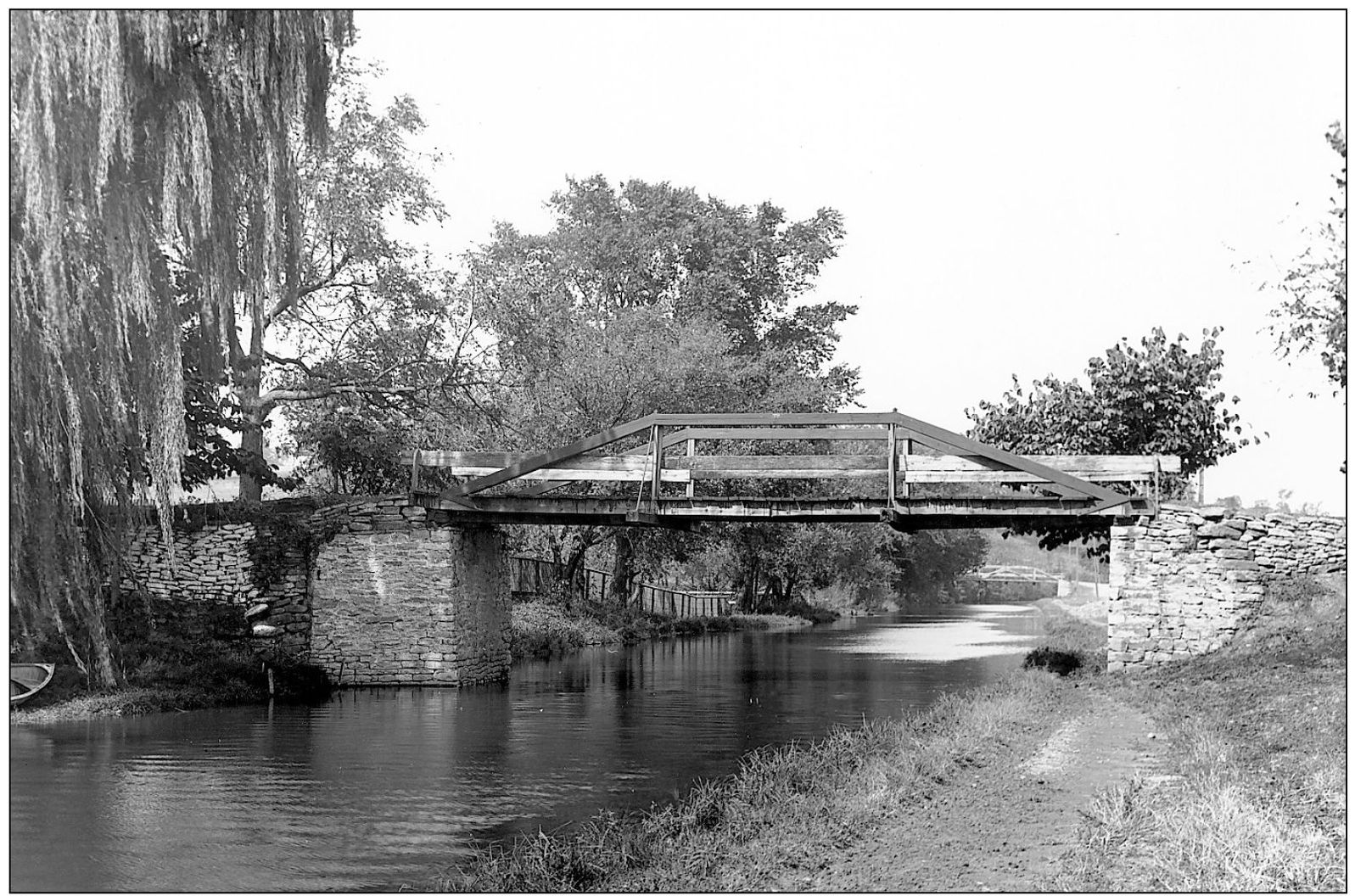 This peaceful canal scene was taken two miles above Lockland Areas such as - photo 8