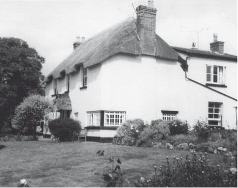 St Bernards Cottage Holcombe Devon Mummy Mrs Hallsmith ne Janet - photo 8