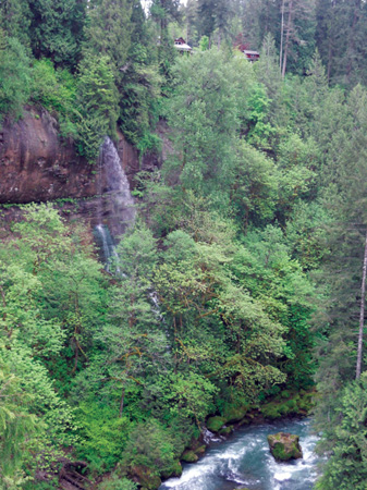 The Green River Gorge with the Carters house in the background top right of - photo 10