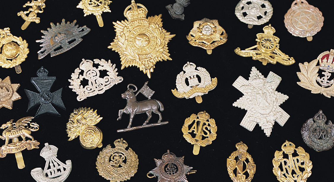 Overall layout of various British and Commonwealth badges including bronze - photo 1