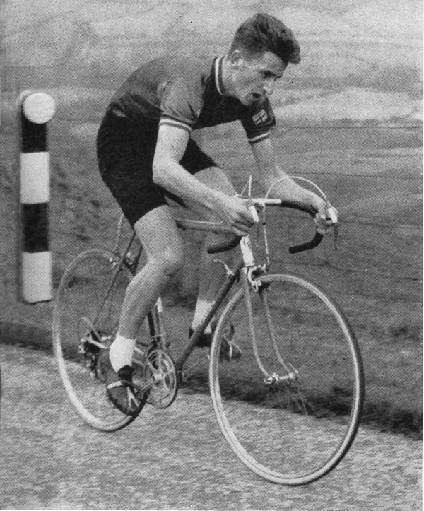 Trying hard Taken during National Hill Climb Championship 1957 My first pro - photo 6