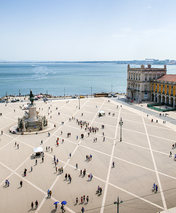 LEISA TYLER Lisbon Top Sights Lisbons stunning pre-earthquake open-sky - photo 11