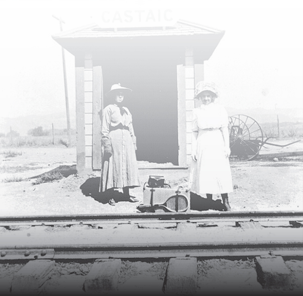 OPPOSITE The tiny Castaic train station opened at Castaic Junction in 1887 - photo 2