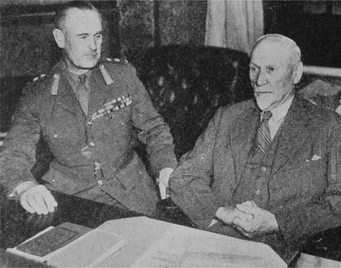 1 On the left General Archibald Wavell the British commander of forces in the - photo 2