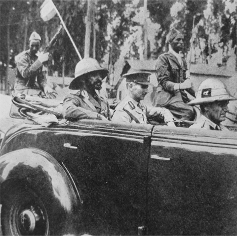 15 The emperor is driven into Addis Ababa with Cunningham accompanying him in - photo 16