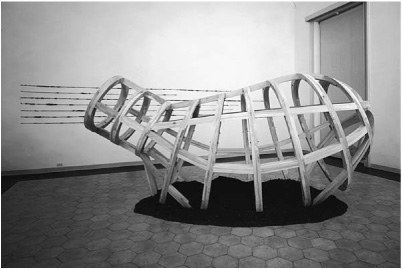 Two views of Vessel 1997 by Martin Puryear photographed by Mimmo Capone - photo 3