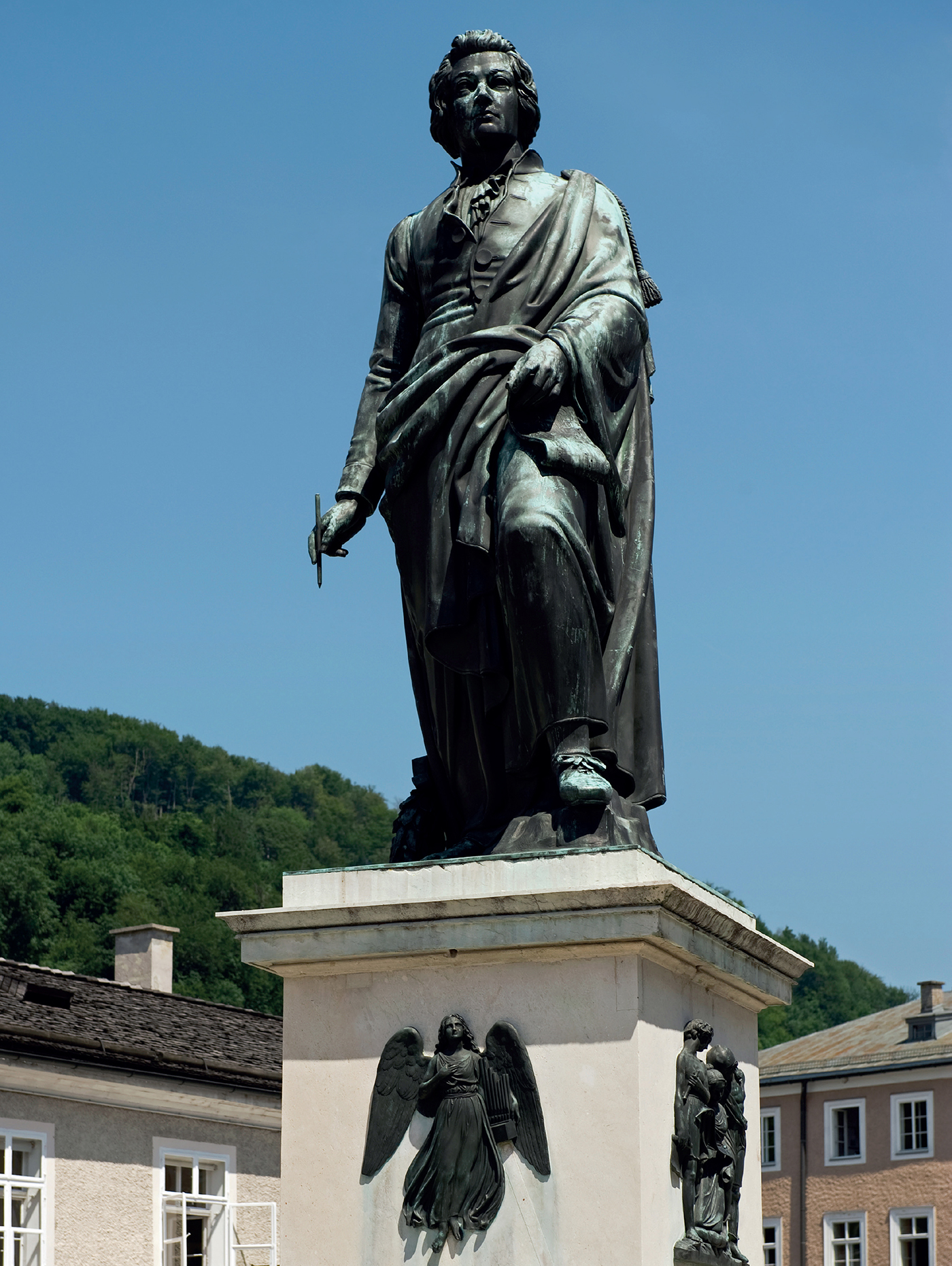 The statue of Mozart in Salzburgs Mozartplatz On 5 September 1842 a - photo 5