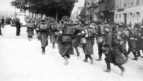 French troops on the march In the weeks preceding the battle a daily march of - photo 8