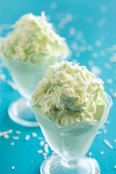 Pistachio is a genuinely retro flavor thats rarely used in modern desserts - photo 4