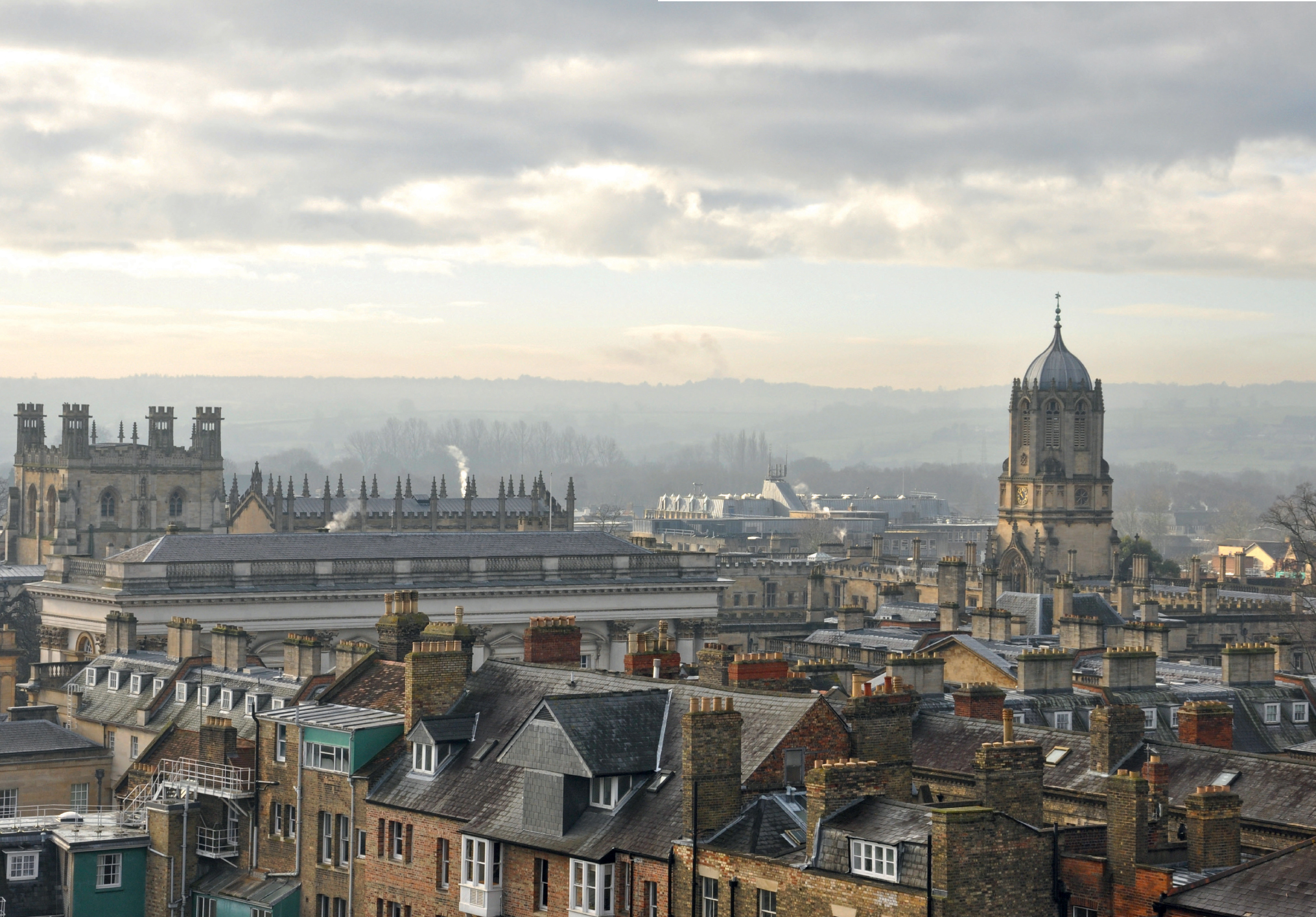 A familiar view across the Oxford skyline with its towers and distant hills - photo 3