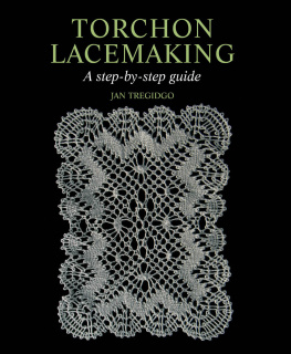 Tregidgo Torchon Lacemaking: a step-by-step guide