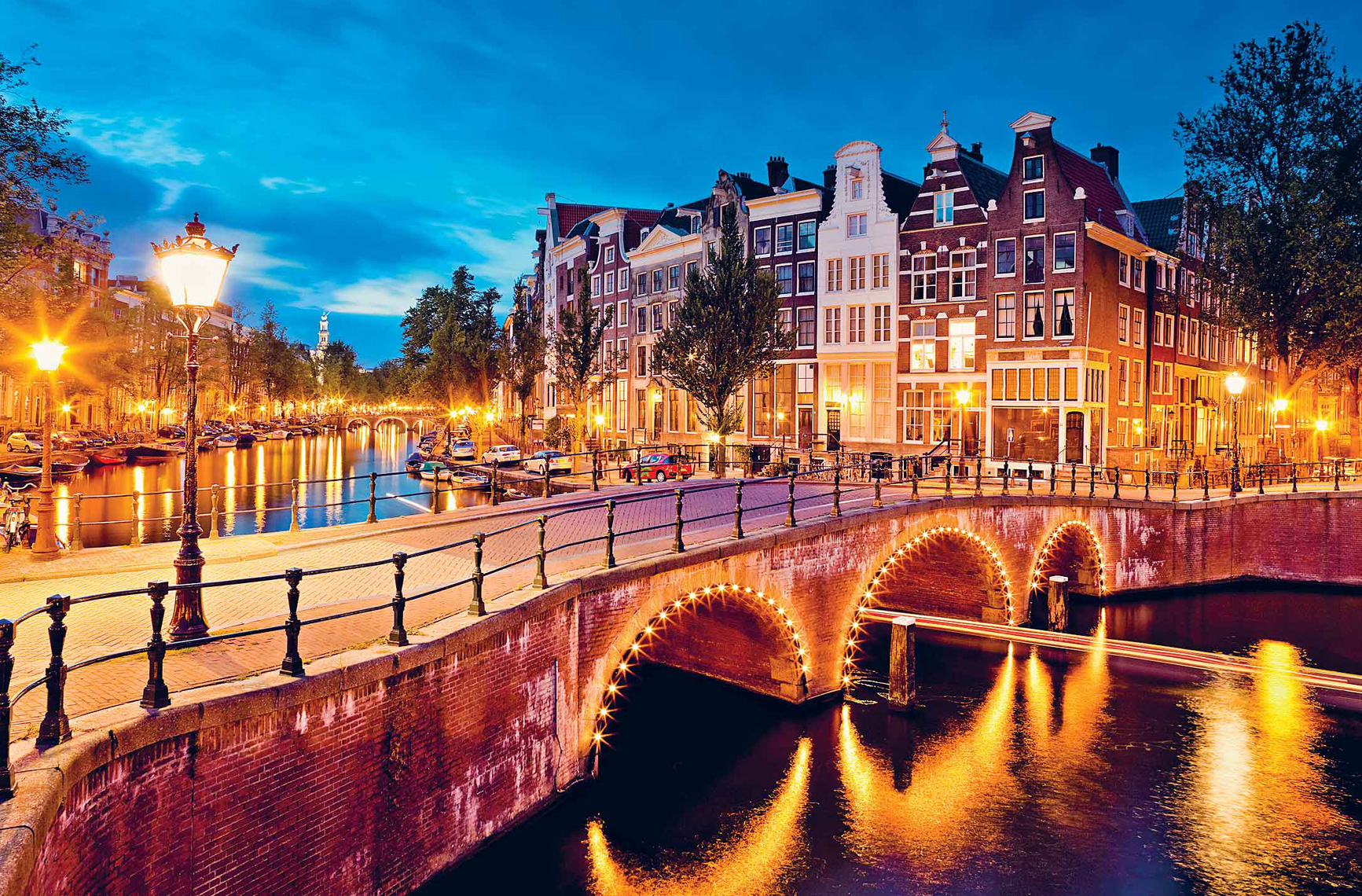 Keizersgracht canal JORG GREUELGETTY IMAGES Admiring Dutch Masterpieces - photo 6