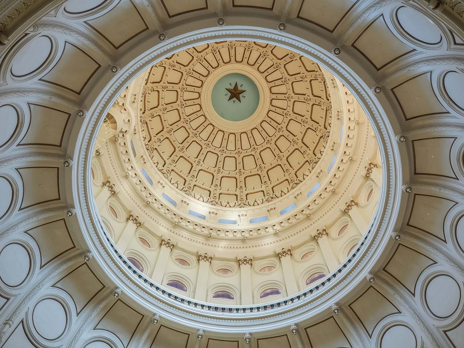 Texas State Capitol cupola guitars Stroll - photo 13