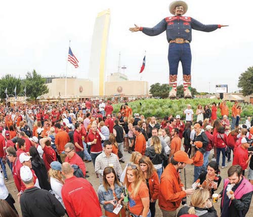 Big oil and big hair cowboys and cattle fieldsthese are the images of Dallas - photo 3