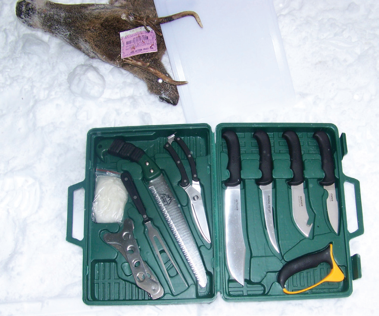 As this portable butchers kit from Outdoors Edge illustrates cutting tools - photo 4