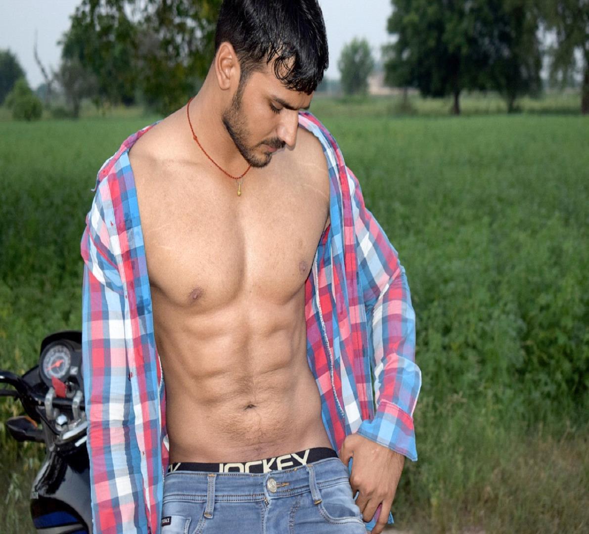 From rtrn t mvi tr frm ingr to thr lbriti six-pack b are undoubtedly included - photo 2