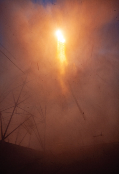 Photos showing what the cameras positioned at the launch pad and under - photo 3