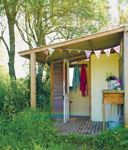 SELINA LAKE SHED STYLE DECORATING CABINS HUTS PODS SHEDS OTHER GARDEN - photo 2