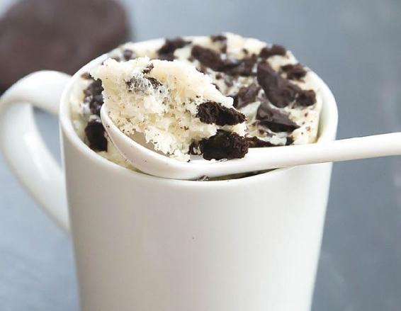 The white chocolate base of this delectable mug cake goes perfectly with the - photo 8