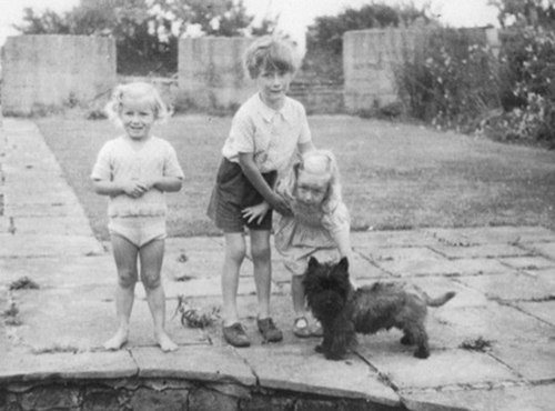 Georgie FM Francie at Blue Waters summer 1945 At first my uncle and aunt - photo 4