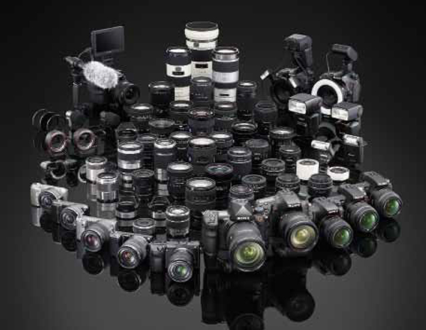 CAMERAS IN THE 21ST CENTURY DIGITAL SLRS The digital SLR continues to be the - photo 8