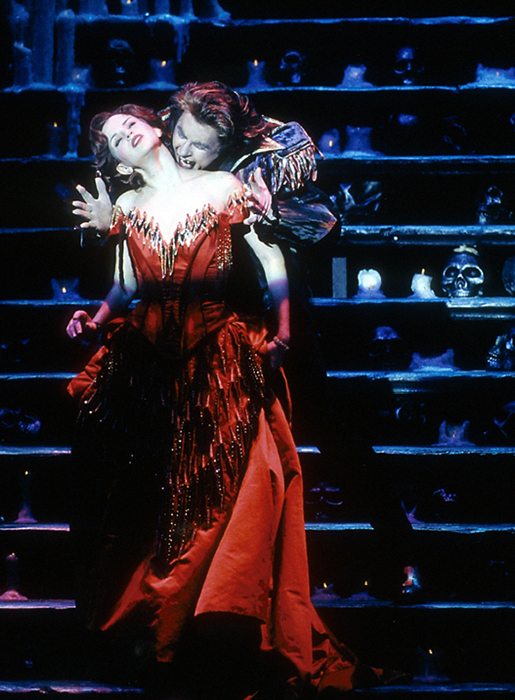 DANCE OF THE VAMPIRES 2002 Sarah Mandy Gonzalez and Count von Krolock - photo 3