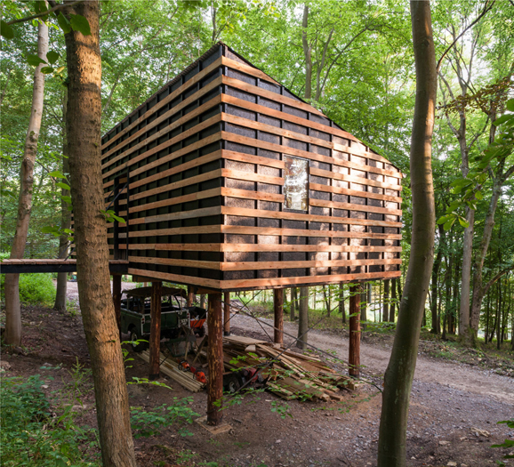 Piers Taylors Visible Studio near Bath The housing that was designed often - photo 4