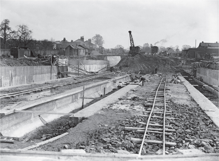 Platforms under construction at the Underground station Uxbridge 1936 THE - photo 7