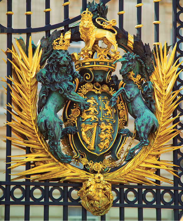 The lion and the chained unicorn of the Royal coat of arms of the United - photo 13