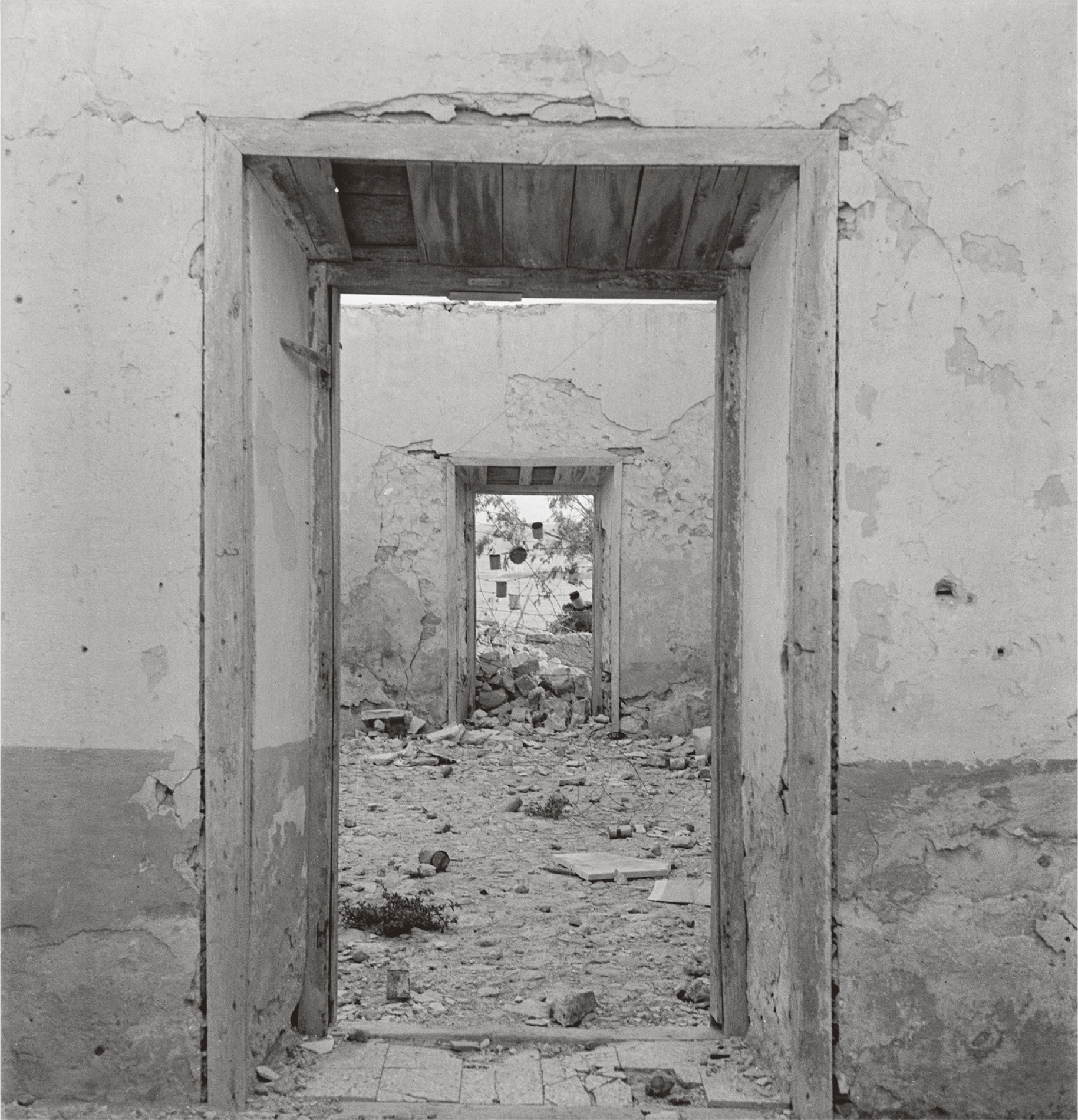 Ruined house Tobruk Libya 1942I had not realised that I had taken so many - photo 6