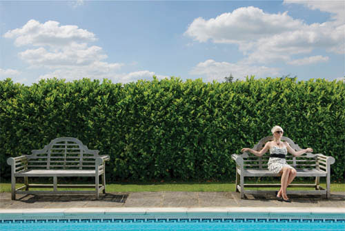 A stunning poolside location and a pretty model are the basis of a potentially - photo 6