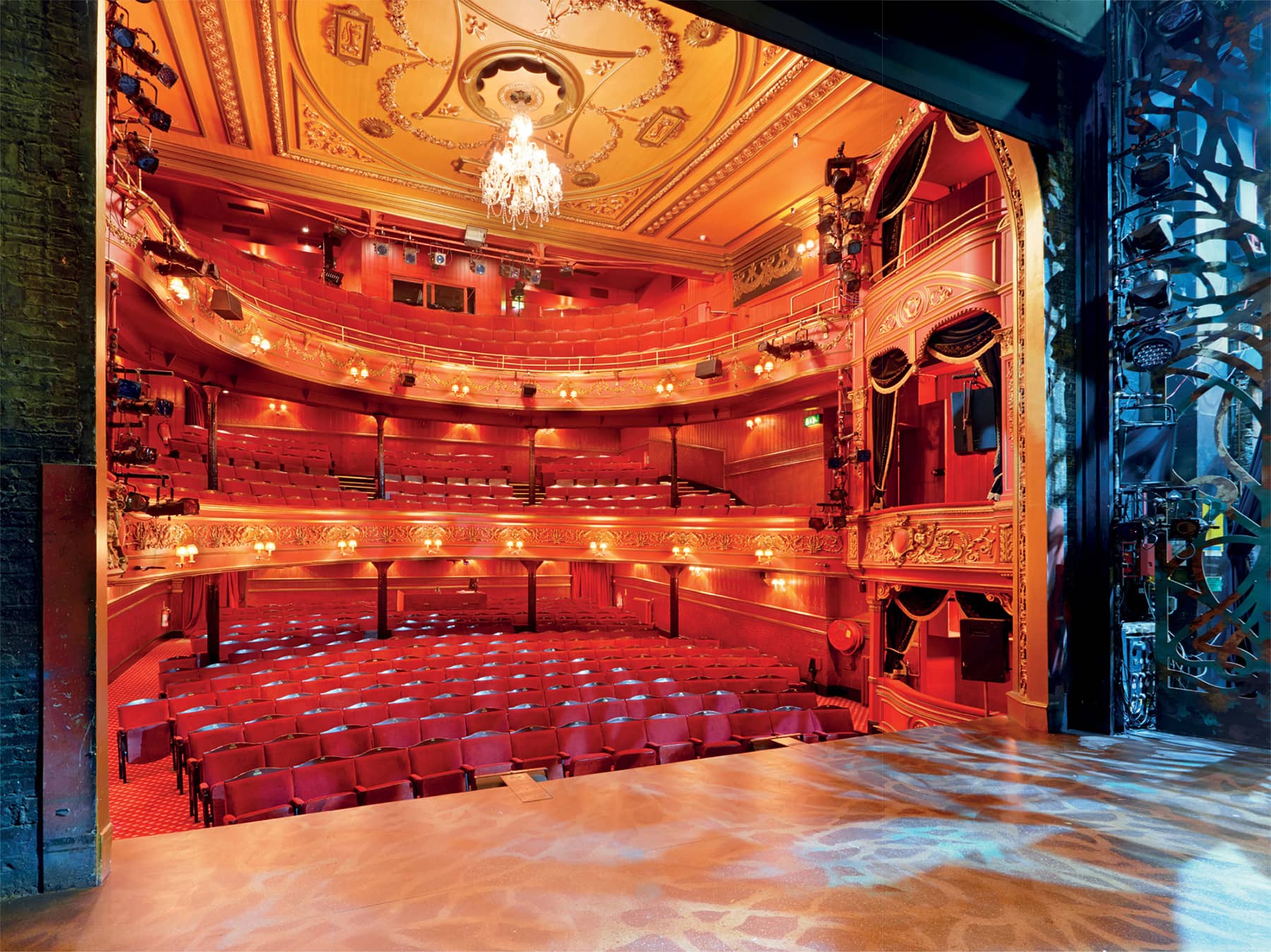 View from the back of the stage Theatre Royal Stratford East LONDON - photo 4