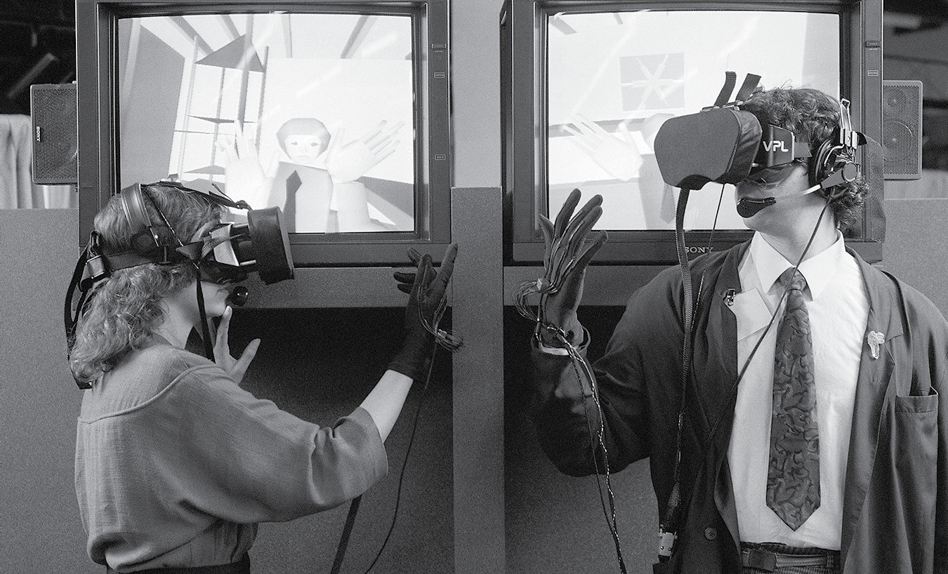 The first virtual reality system according to the original definition in - photo 3