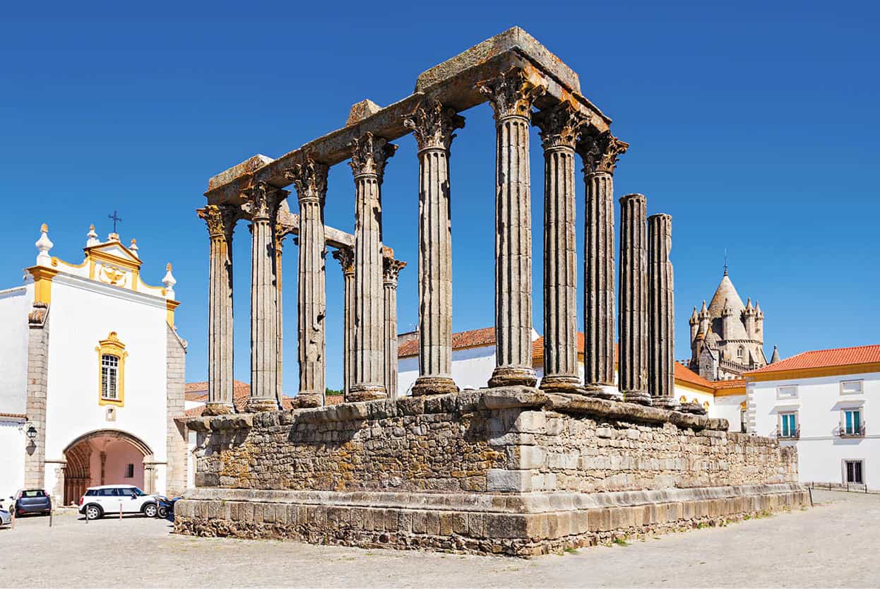 Top Attraction 10 iStock vora Once a Roman settlement now a star of the - photo 13