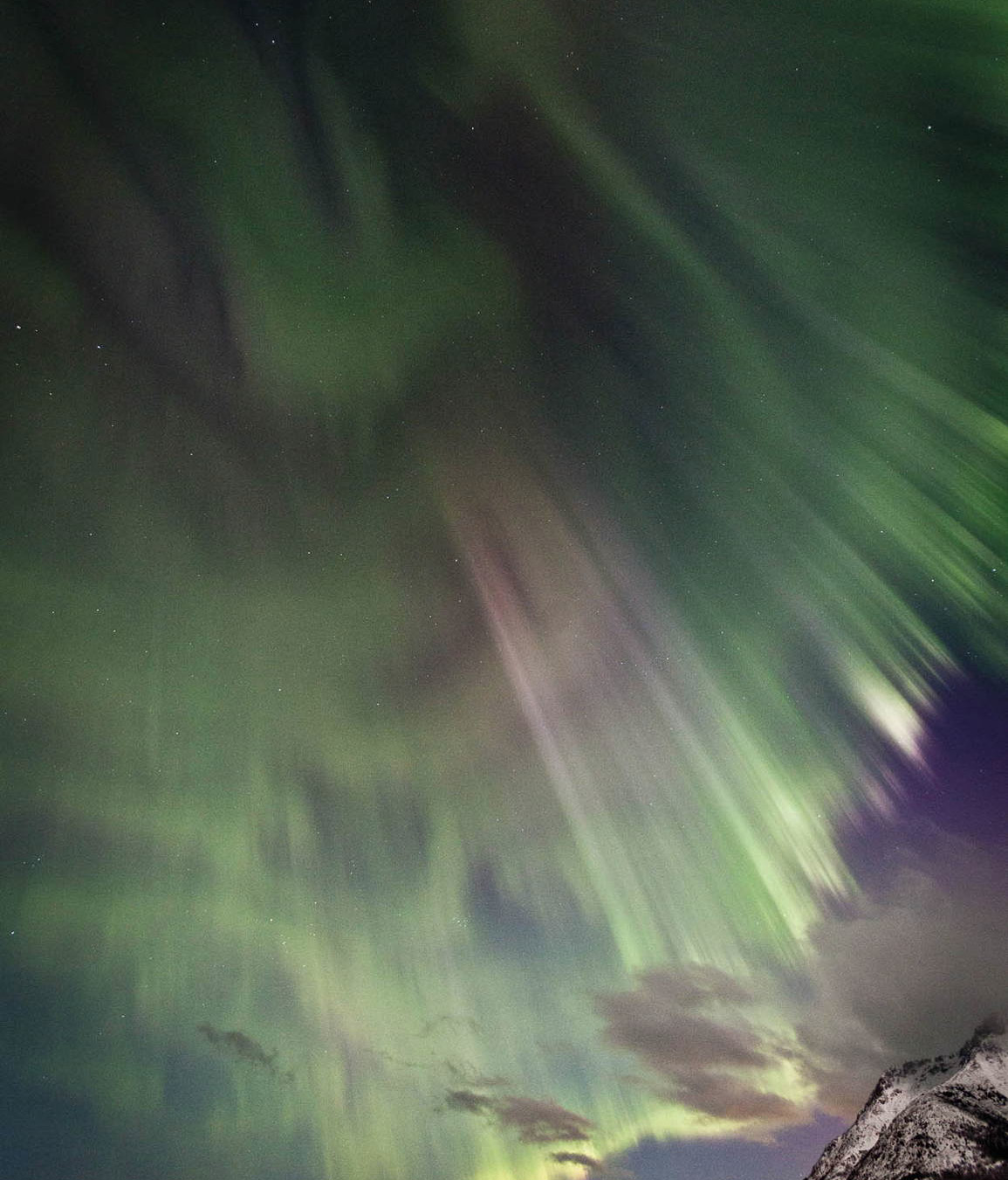 The Northern Lights are best seen between late September and early April - photo 5