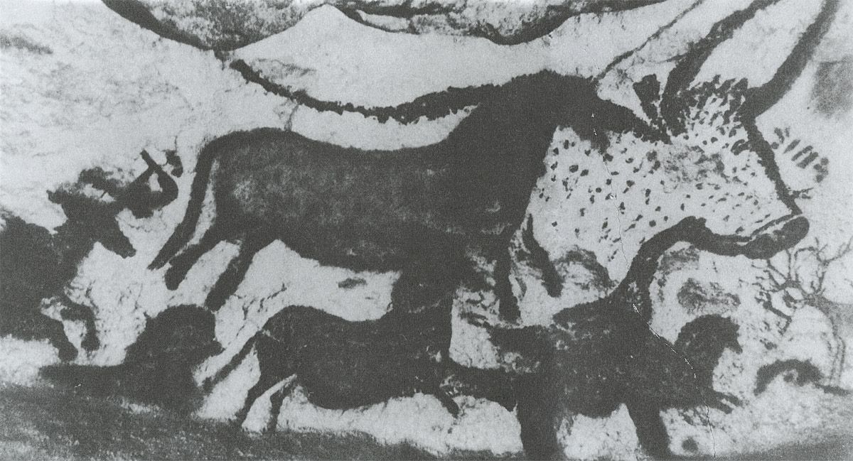 Prehistoric painting found in the caves of Lascaux At first we have to - photo 2