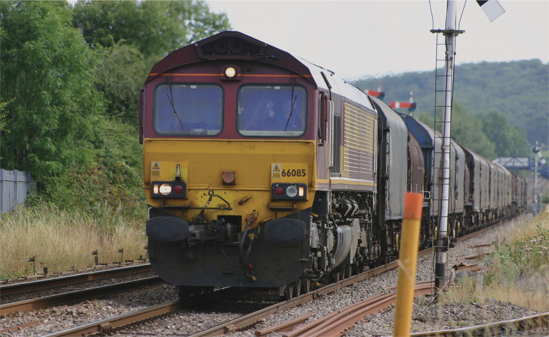 Fig 1 Class 66 66 085 thunders through Craven Arms Shropshire heading north - photo 4