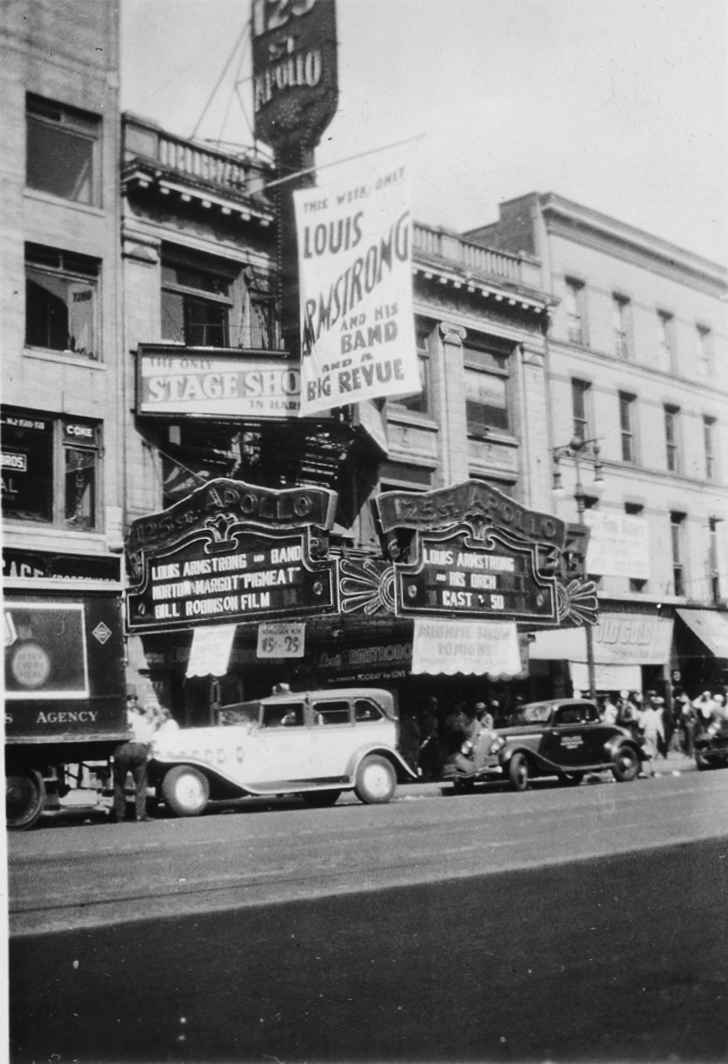 Figure P1 The marquee for Louis Armstrongs debut at the Apollo Theater in - photo 4