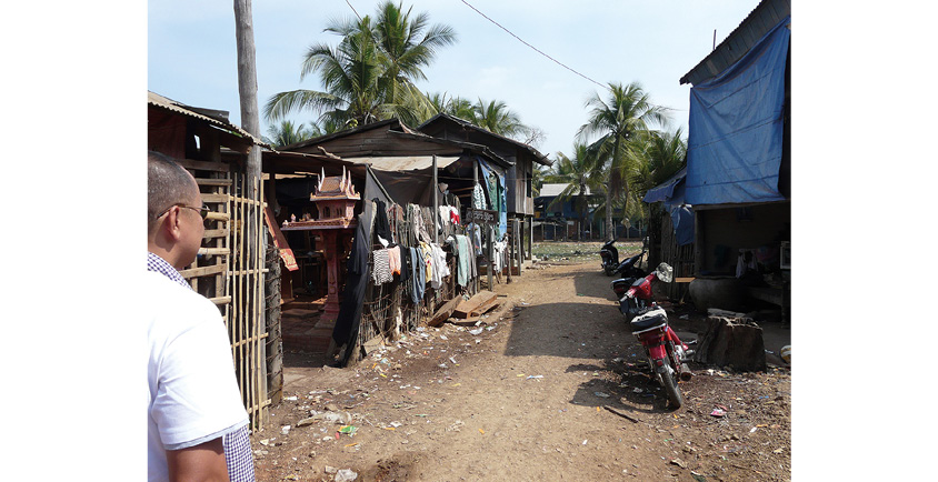 Most people travel to Battambang by coach minibus or taxi As you reach the - photo 3