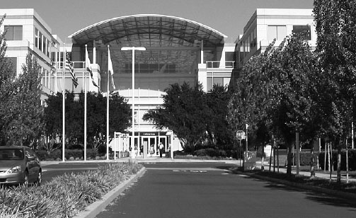 Oh how times have changed Apples headquarters at 1 Infinite Loop in Cupertino - photo 14