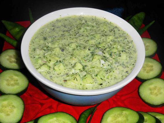 Descriptio n The perfect cucumber sauce which is not only refreshing in the - photo 4