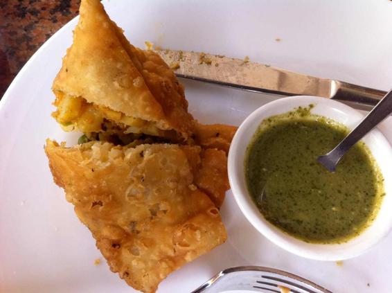 This samosa is an alternative to those people who prefer vegetables to mea t - photo 4