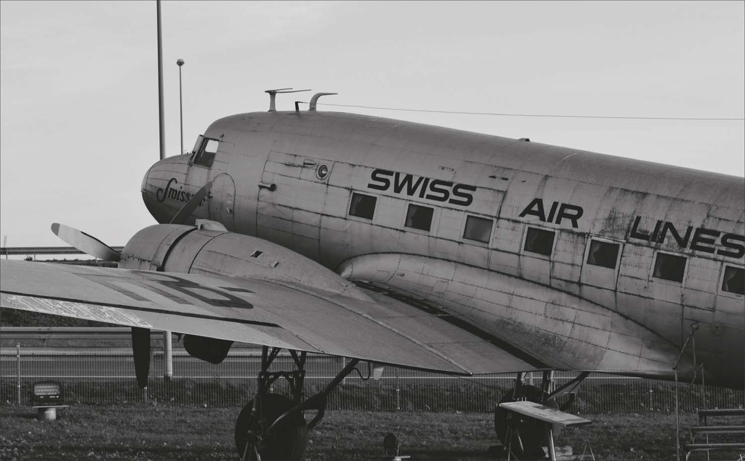 The DC-3 played a key part in the recovery of commercial aviation in - photo 2