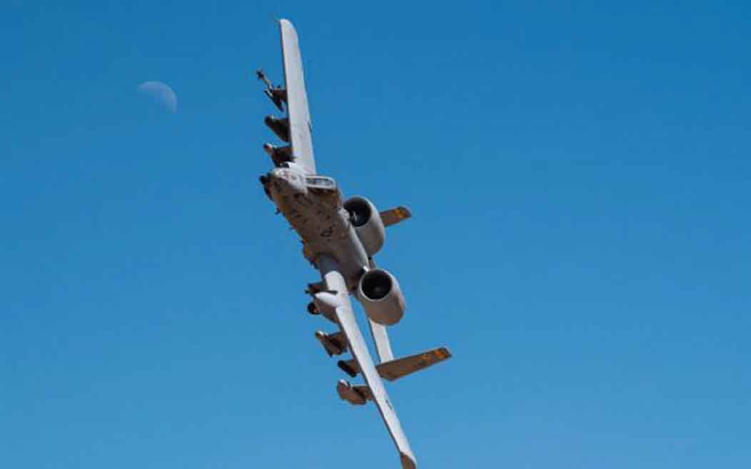 An A-10 in fully cry CMSDPF - photo 4